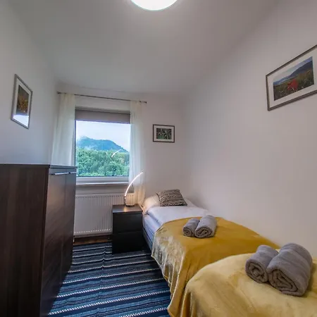 Erzhaus 아이제네즈